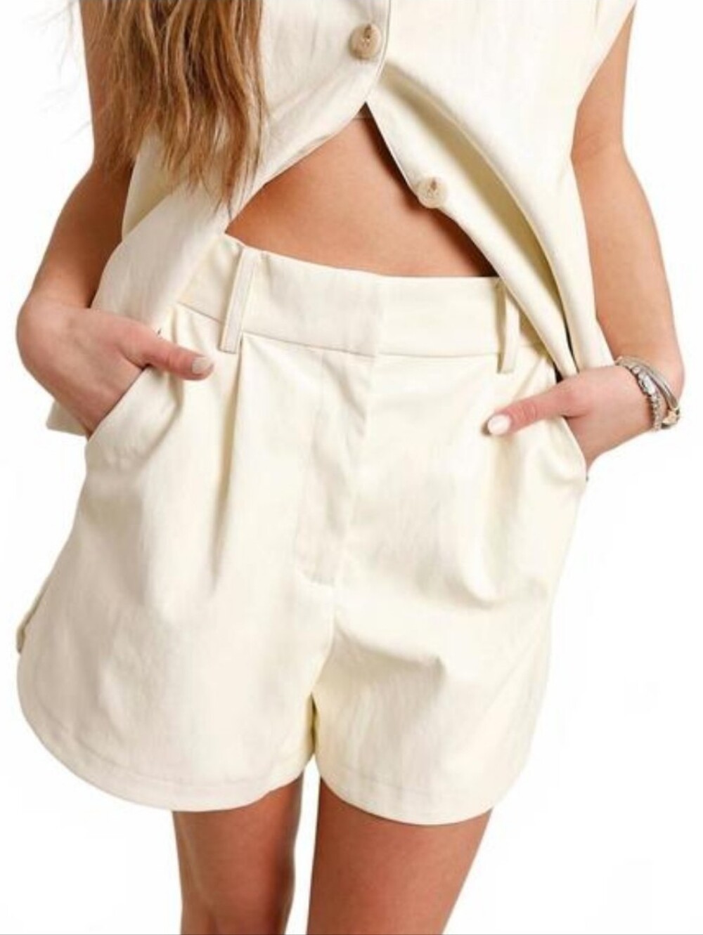 Jiji Studio Paris PAOLA Cream High Waist Pleated Faux Leather 3" Inseam Shorts S